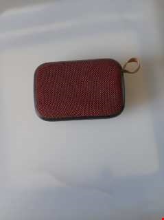 اسپیکر طرح JBL