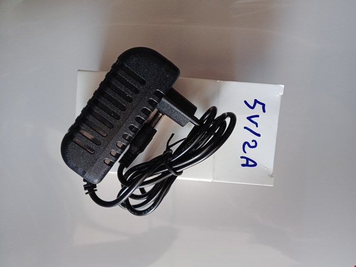  آداپتور5V1Aدیوارمشکی